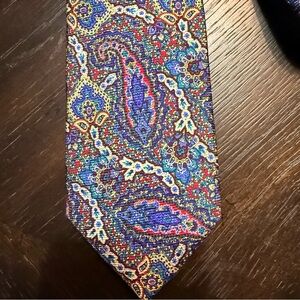 Cape Cod neckwear vibrant paisley 100% silk tie
